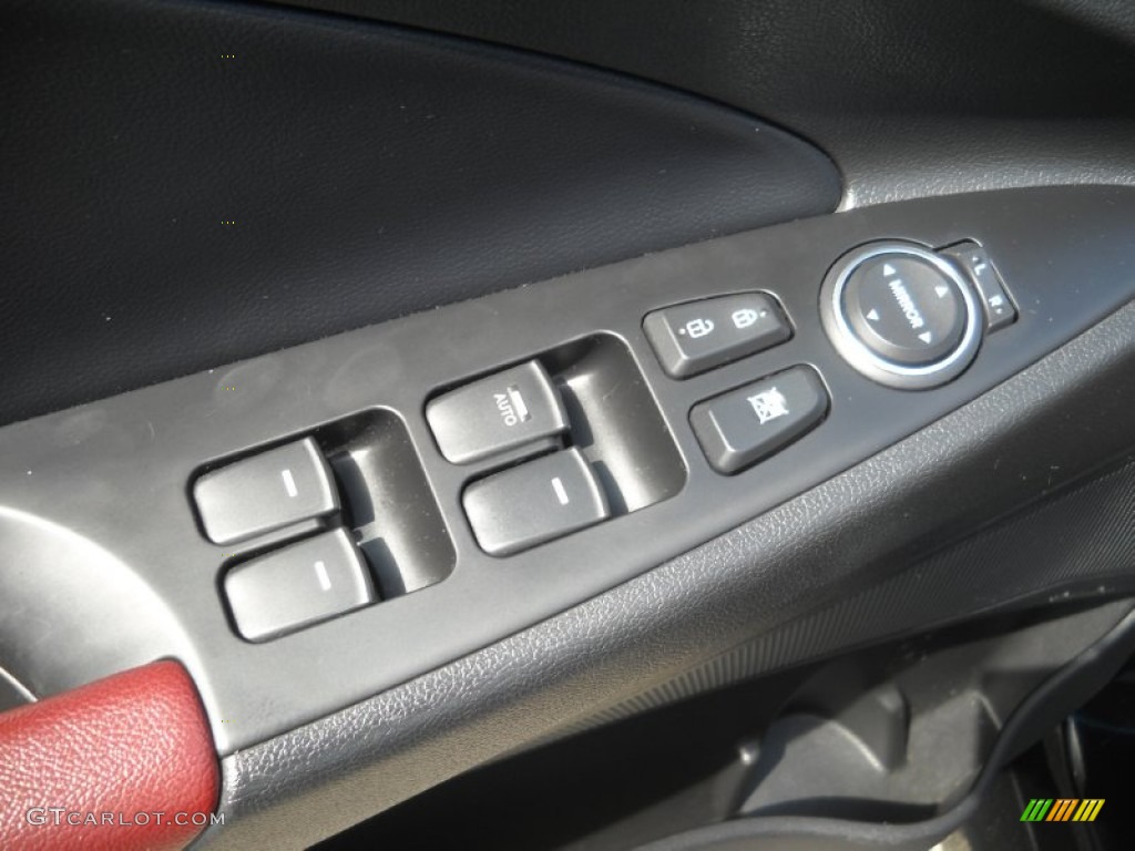 2011 Sonata Limited - Midnight Black / Wine photo #16