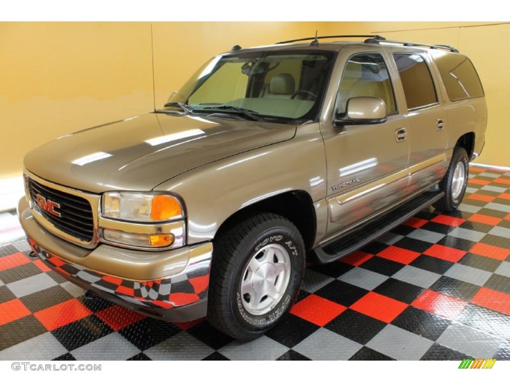 2004 Yukon XL 1500 SLT 4x4 - Sandalwood Metallic / Neutral/Shale photo #2