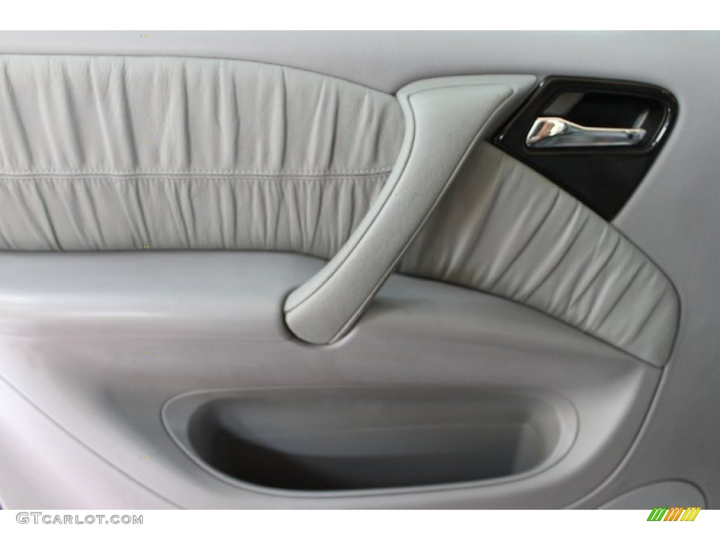 2005 ML 350 4Matic - Black / Ash photo #10