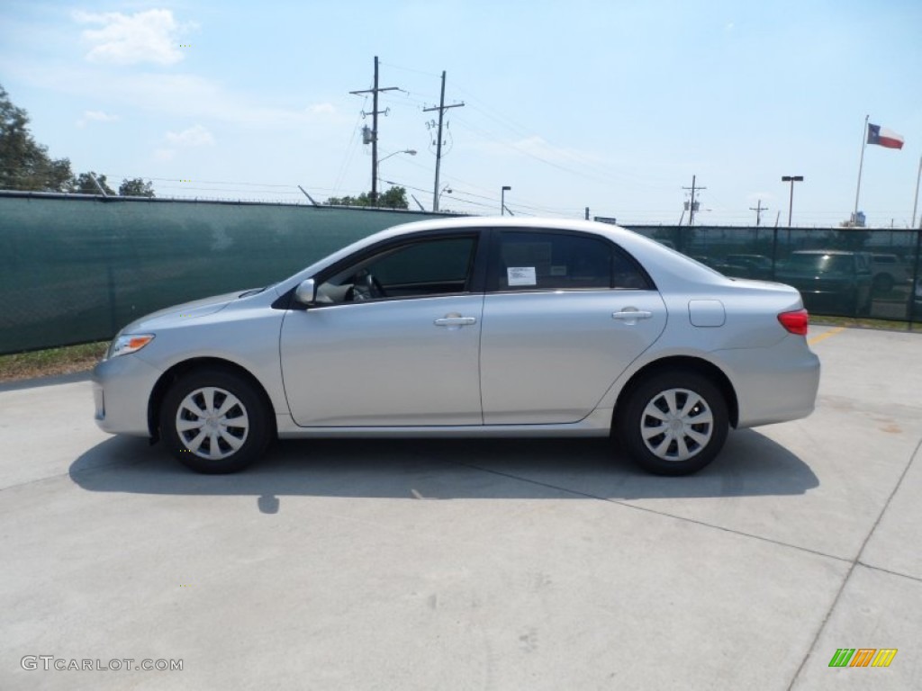 2011 Corolla LE - Classic Silver Metallic / Ash photo #6