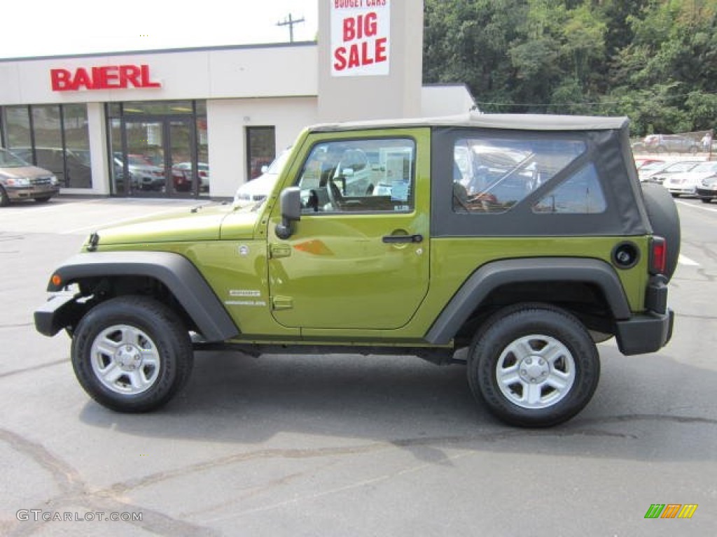 2010 Wrangler Sport 4x4 - Rescue Green Metallic / Dark Slate Gray/Medium Slate Gray photo #4
