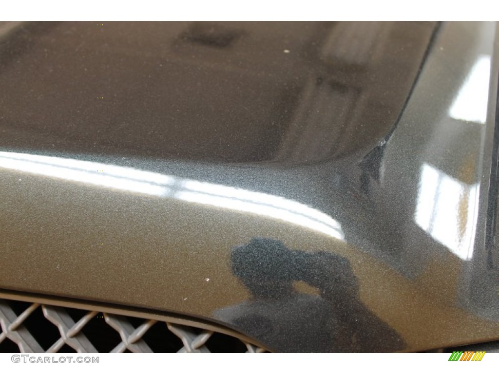 2004 Silverado 2500HD LT Extended Cab 4x4 - Dark Gray Metallic / Dark Charcoal photo #26