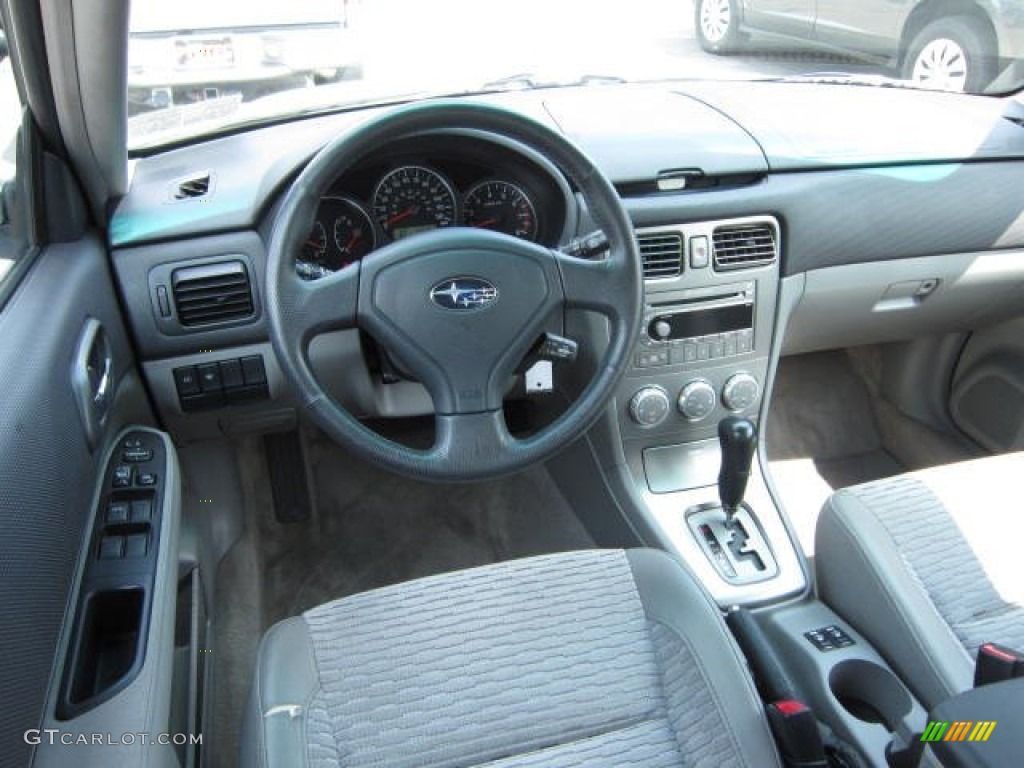 Gray Interior 2005 Subaru Forester 2.5 XS Photo #53546438