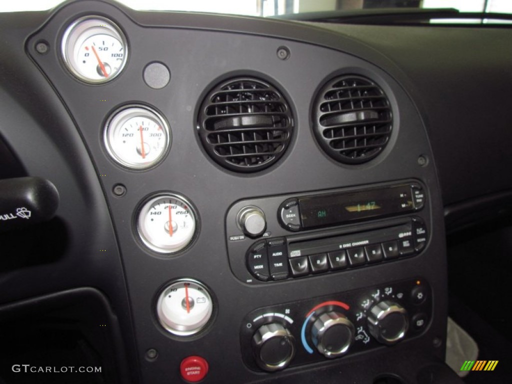 2005 Viper SRT-10 - Viper Black / Black photo #18