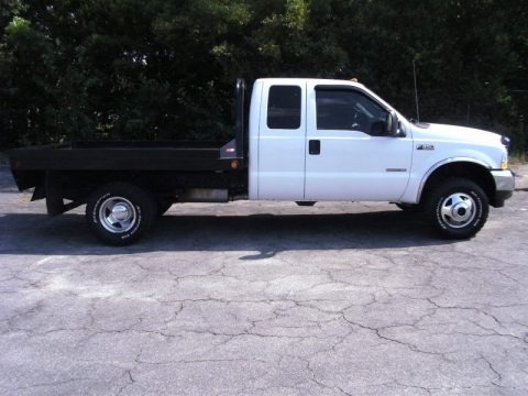 2004 Ford F350 Super Duty XLT SuperCab 4x4 Stake Truck Data, Info and Specs