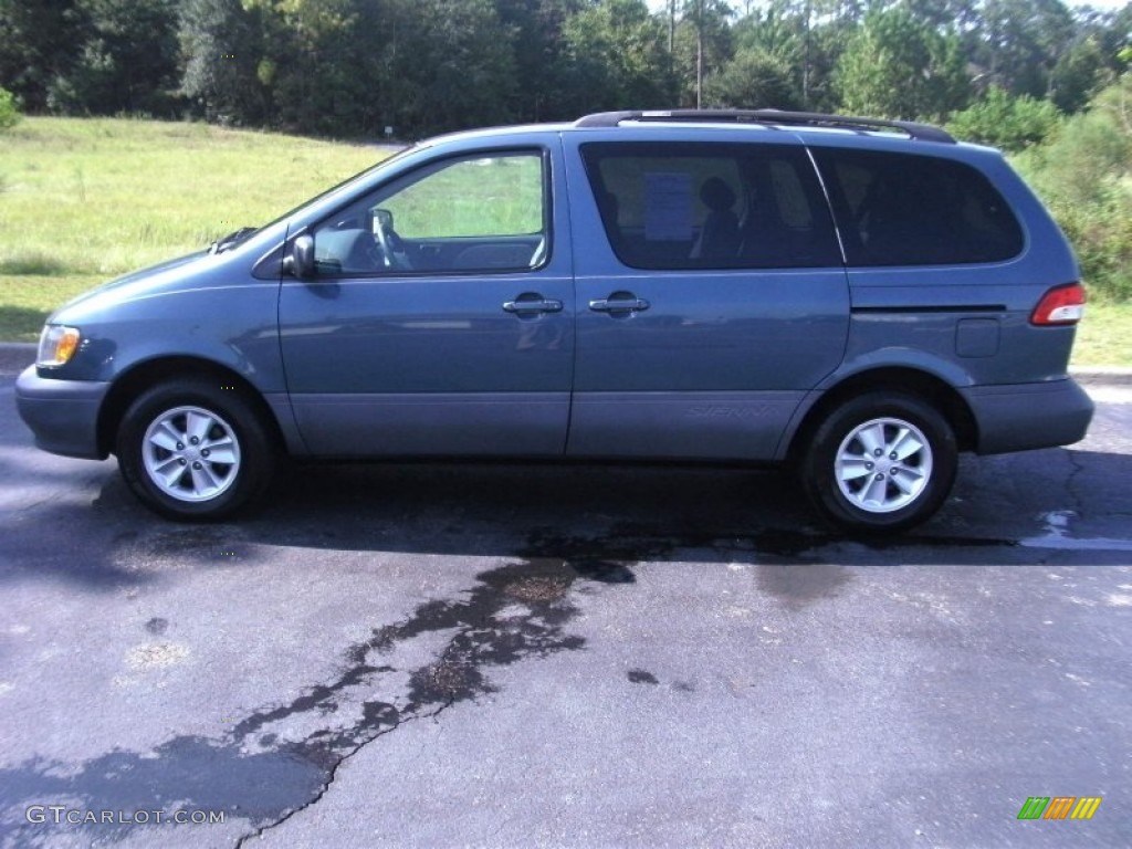 2002 Sienna LE - Sailfin Blue Metallic / Gray photo #1