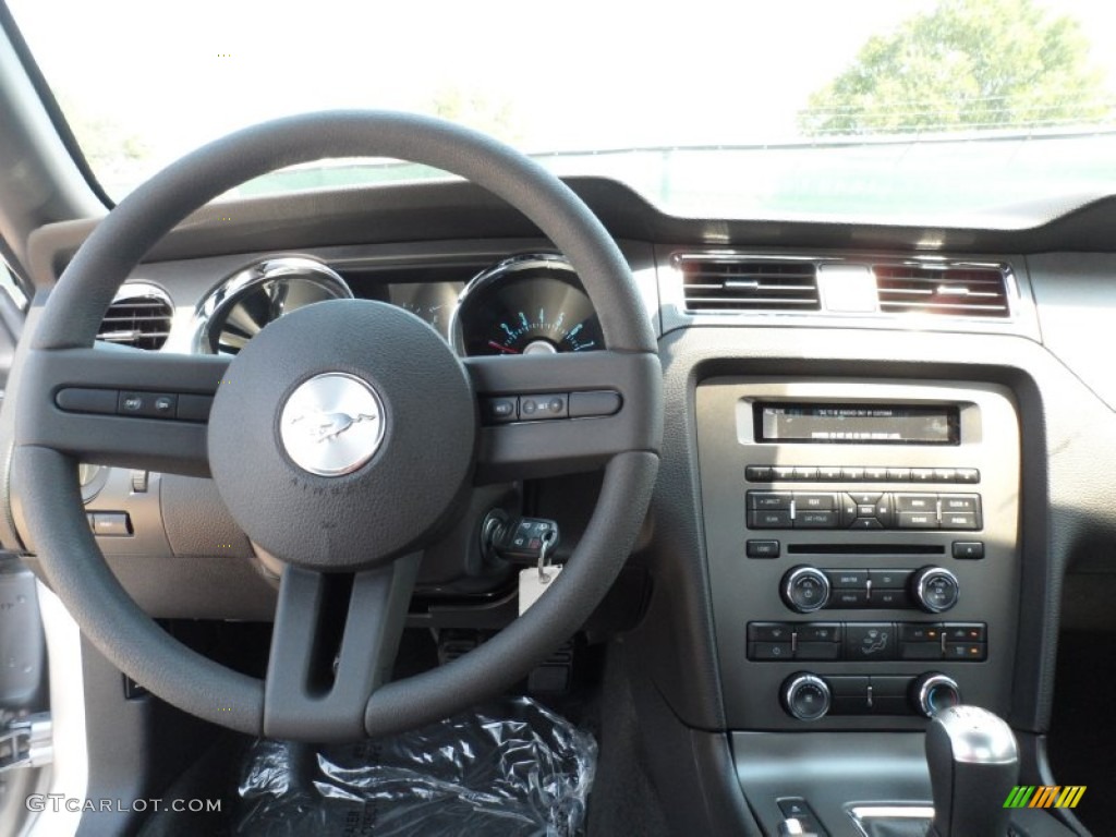 2012 Ford Mustang GT Coupe Charcoal Black Dashboard Photo #53555640