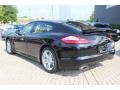 Black - Panamera 4 Photo No. 7