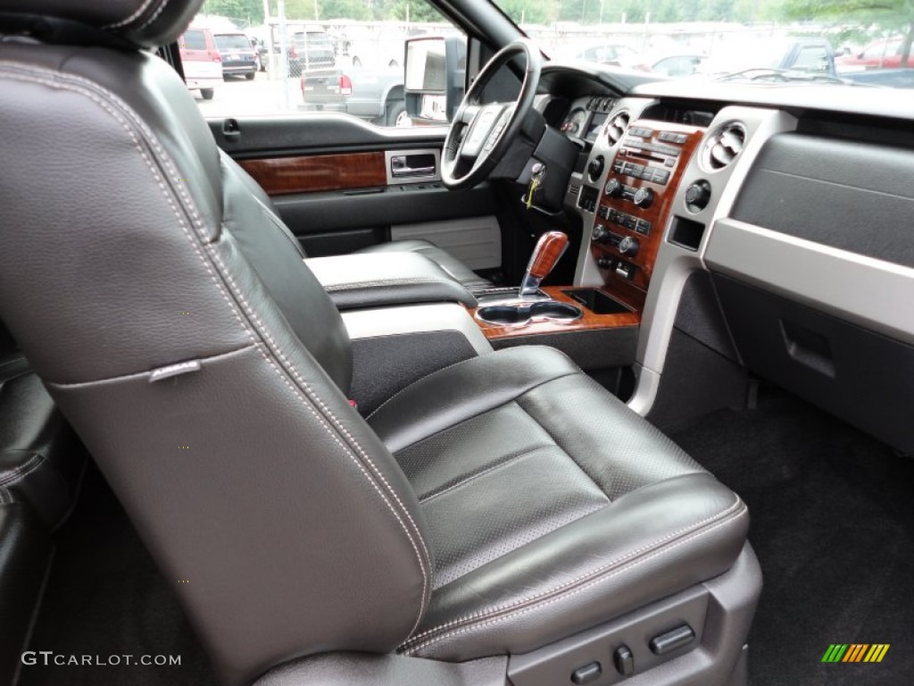 2010 F150 Lariat SuperCab 4x4 - Tuxedo Black / Black photo #22