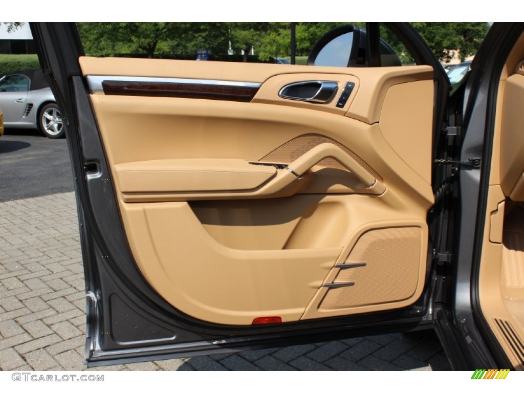 2012 Porsche Cayenne Standard Cayenne Model Luxor Beige Door Panel Photo #53557040