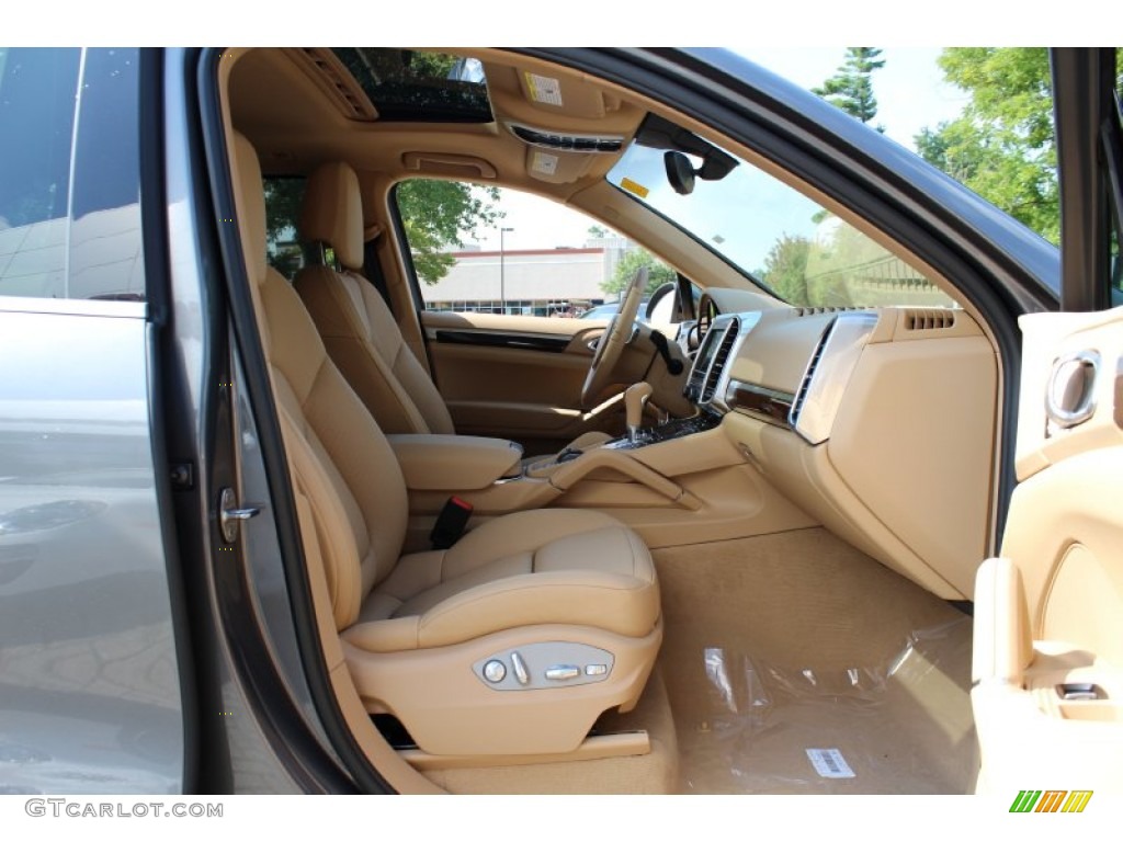 Luxor Beige Interior 2012 Porsche Cayenne Standard Cayenne Model Photo #53557323
