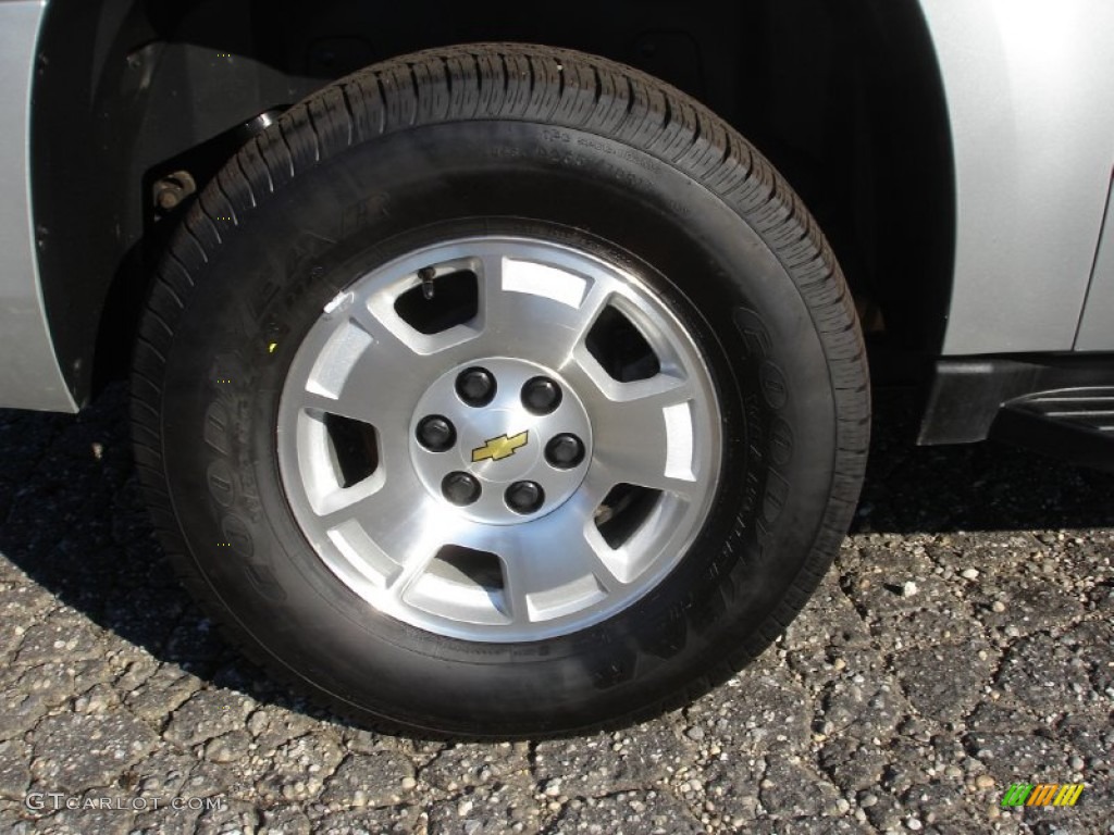 2010 Chevrolet Suburban LS 4x4 Wheel Photo #53558013
