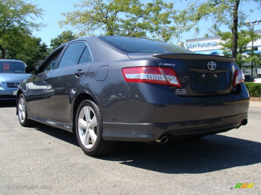 2010 Camry SE - Magnetic Gray Metallic / Dark Charcoal photo #10