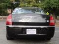 2005 Brilliant Black Crystal Pearl Chrysler 300 C HEMI  photo #5