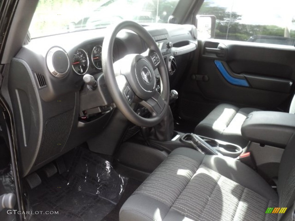 2012 Wrangler Sport 4x4 - Black / Black photo #4