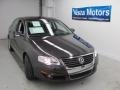 Deep Black - Passat Komfort Sedan Photo No. 1