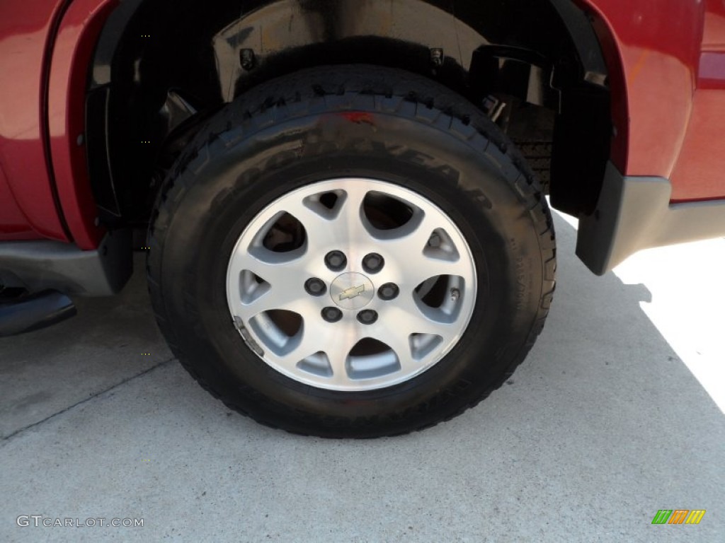 2004 Tahoe Z71 4x4 - Sport Red Metallic / Gray/Dark Charcoal photo #13