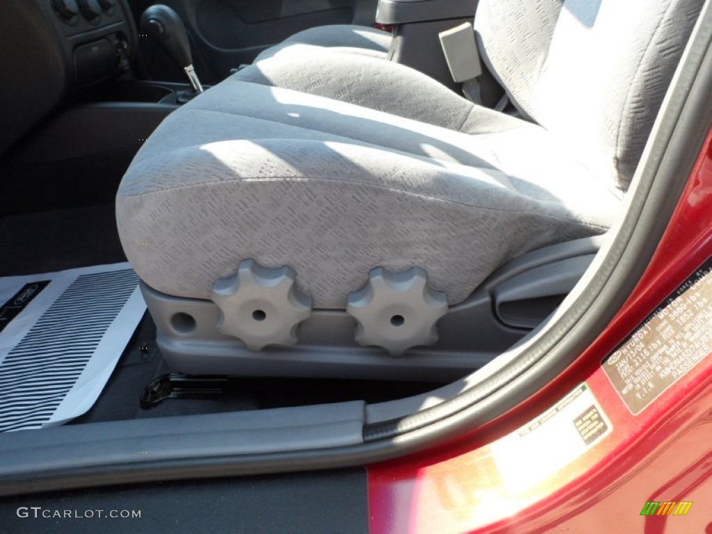2004 Elantra GLS Sedan - Crimson Dark Red / Gray photo #40