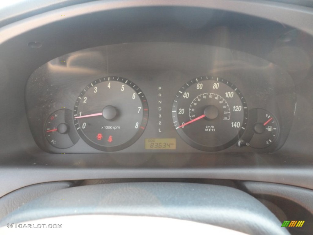 2004 Elantra GLS Sedan - Crimson Dark Red / Gray photo #48
