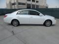 Blizzard White Pearl - Avalon XLS Photo No. 2