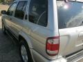 2002 Chrome Silver Metallic Nissan Pathfinder SE 4x4  photo #8