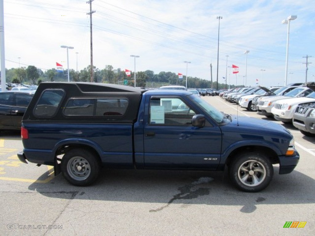 1999 S10 LS Regular Cab - Indigo Blue Metallic / Graphite photo #6