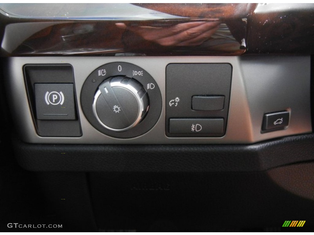 2007 BMW 7 Series 750i Sedan Controls Photo #53571564