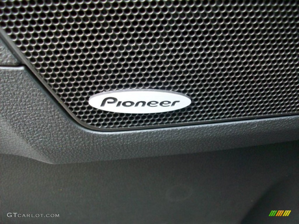 2011 Chevrolet Equinox LTZ AWD Audio System Photo #53573316