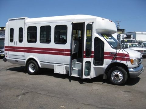 2002 Ford E Series Cutaway E450 Commercial Passenger Bus Data, Info and Specs