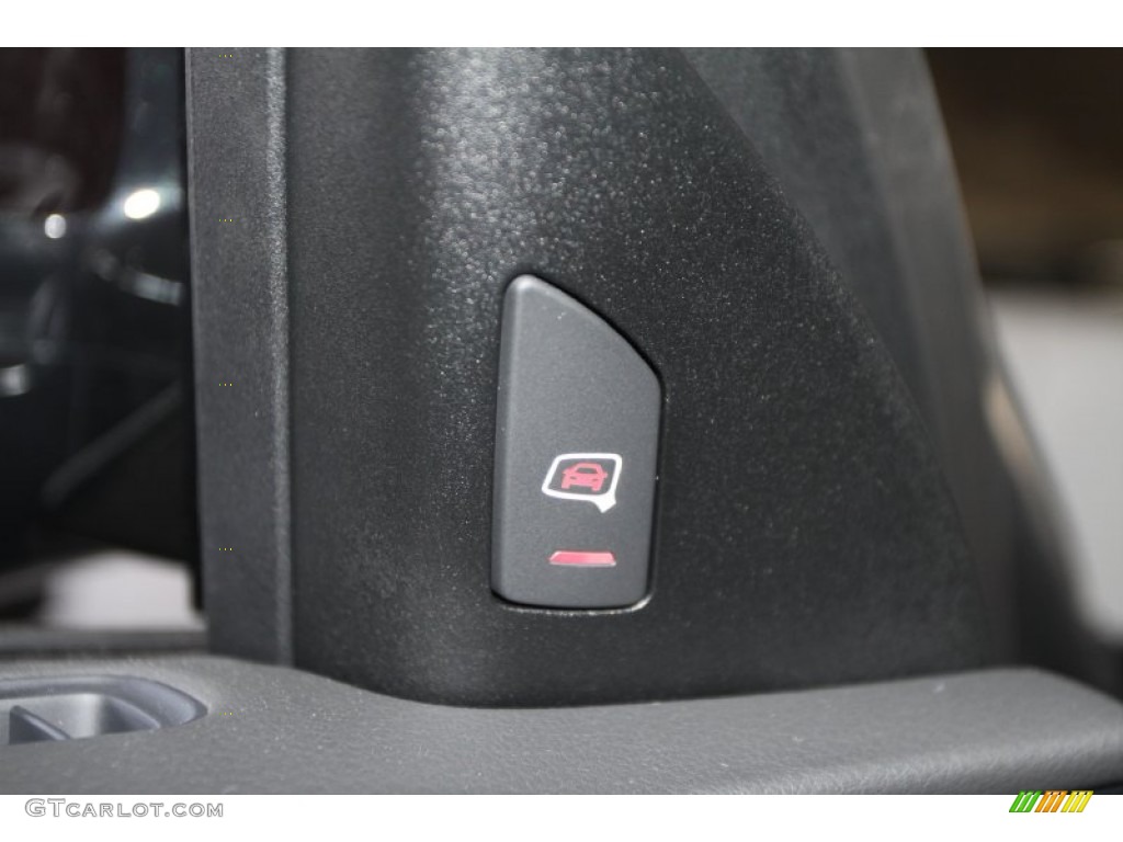 2012 Audi A8 L 4.2 quattro Controls Photo #53575698