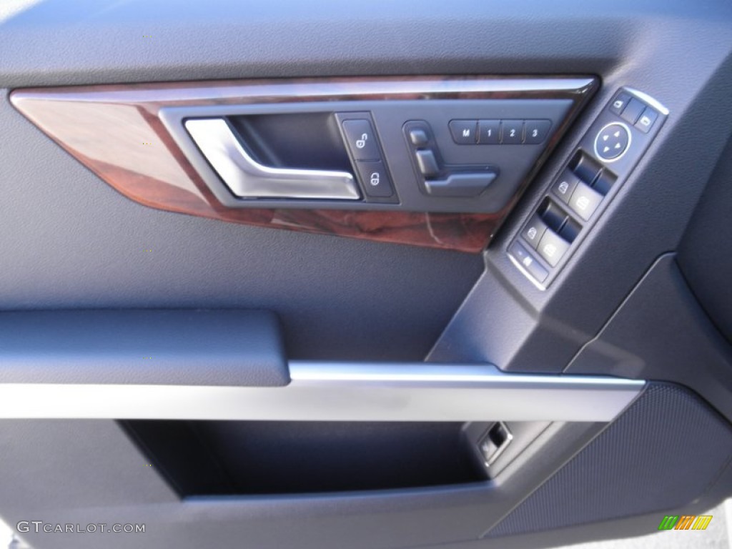 2012 Mercedes-Benz GLK 350 4Matic Black Door Panel Photo #53576379