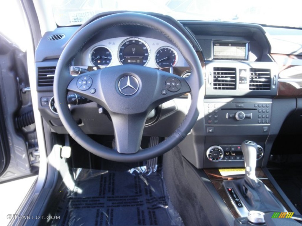 2012 Mercedes-Benz GLK 350 4Matic Black Dashboard Photo #53576424