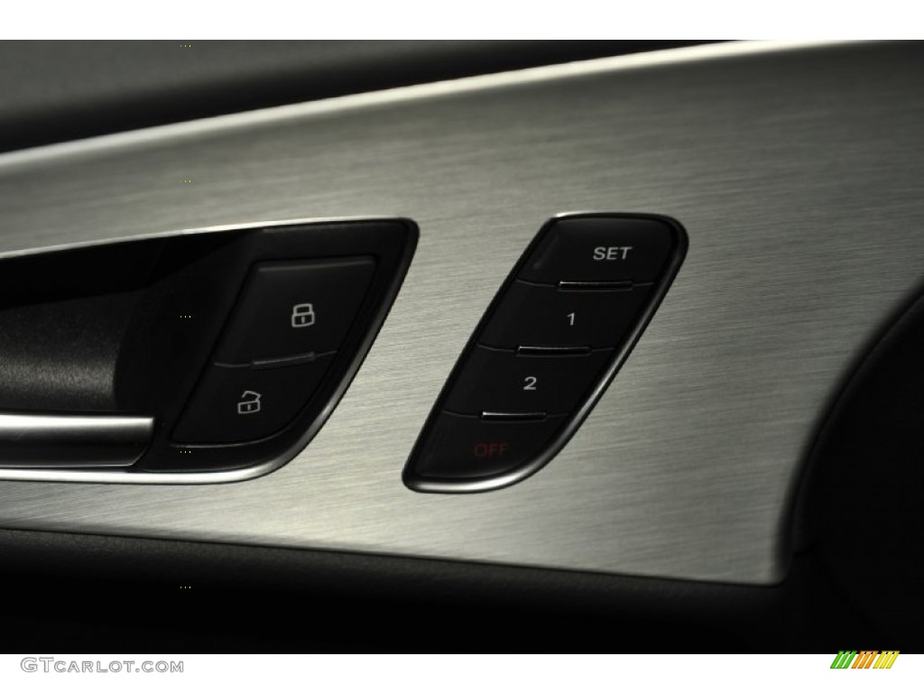 2012 A7 3.0T quattro Premium - Phantom Black Pearl Effect / Black photo #24