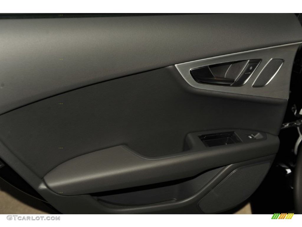 2012 A7 3.0T quattro Premium - Phantom Black Pearl Effect / Black photo #25