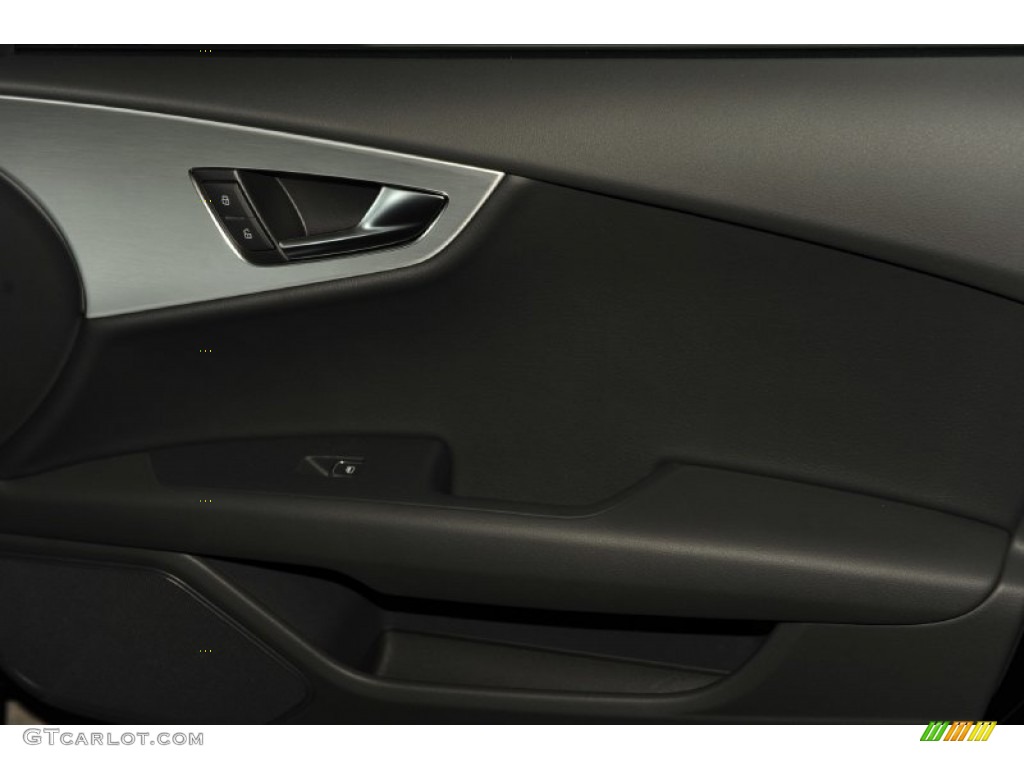 2012 A7 3.0T quattro Premium - Phantom Black Pearl Effect / Black photo #34