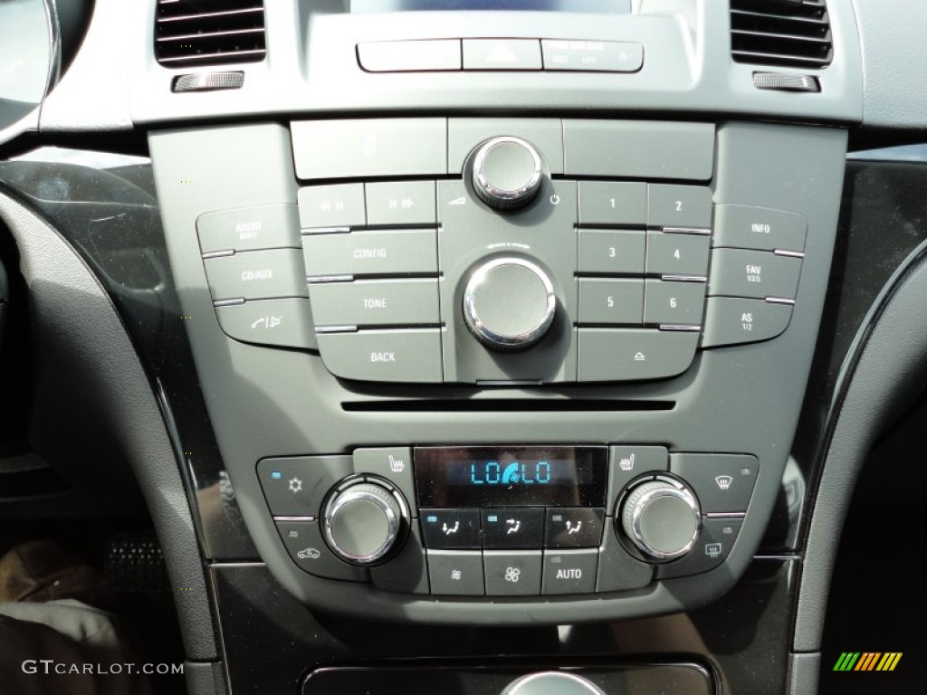 2011 Buick Regal CXL Controls Photo #53579130