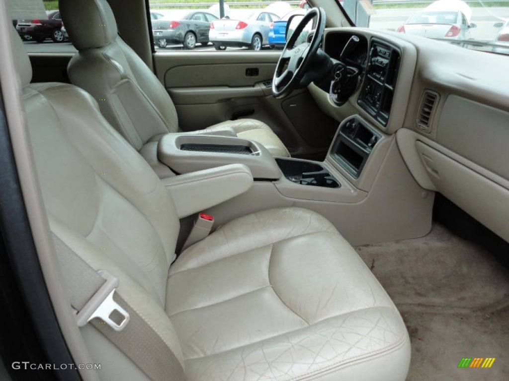 2004 Tahoe LS 4x4 - Dark Gray Metallic / Tan/Neutral photo #17