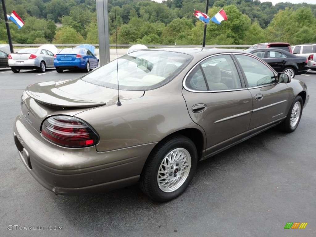 Dark Bronzemist Metallic 1999 Pontiac Grand Prix SE Sedan Exterior Photo #53581959