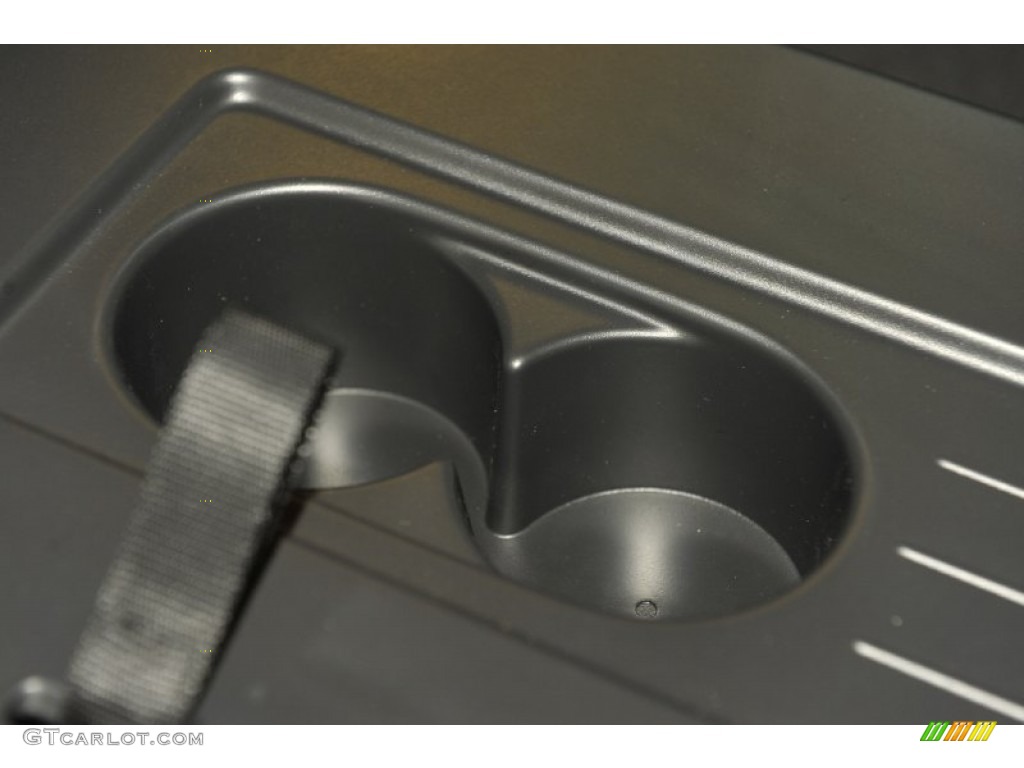 2012 Tiguan S - Deep Black Metallic / Black photo #20