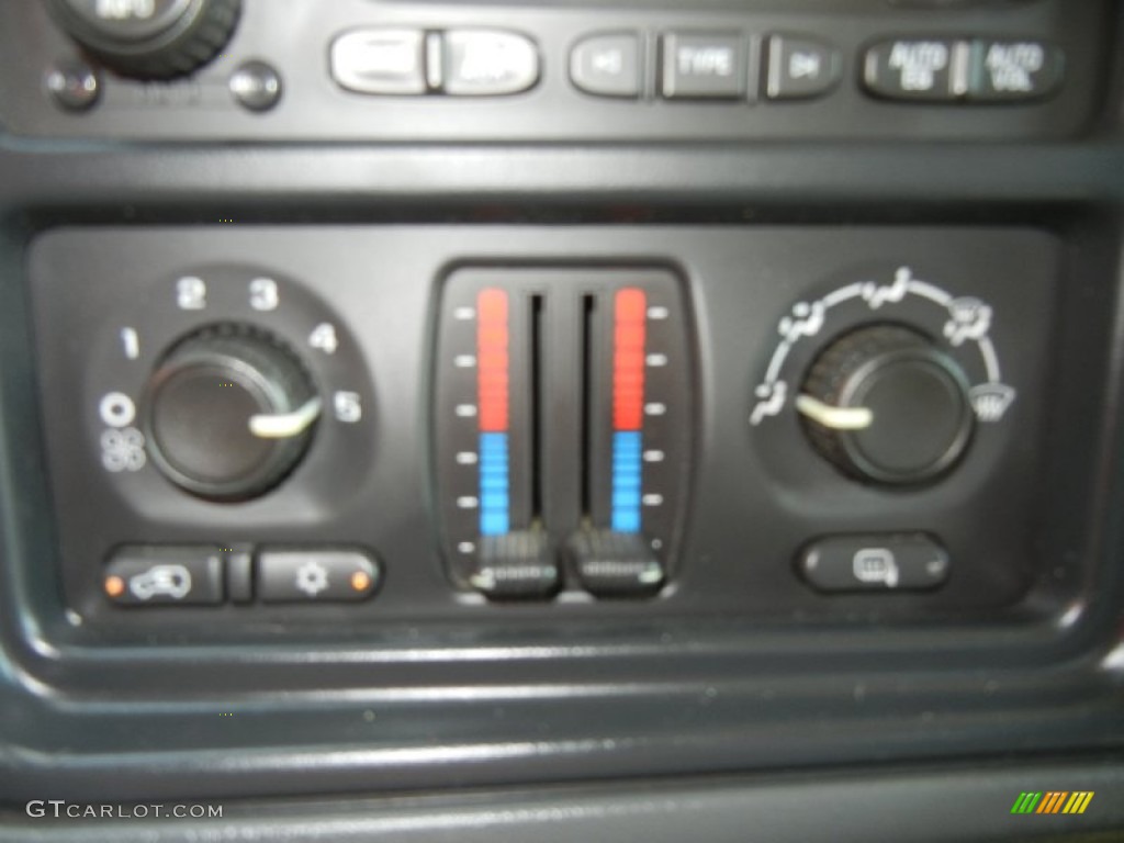 2006 Silverado 1500 LS Crew Cab - Silver Birch Metallic / Dark Charcoal photo #19