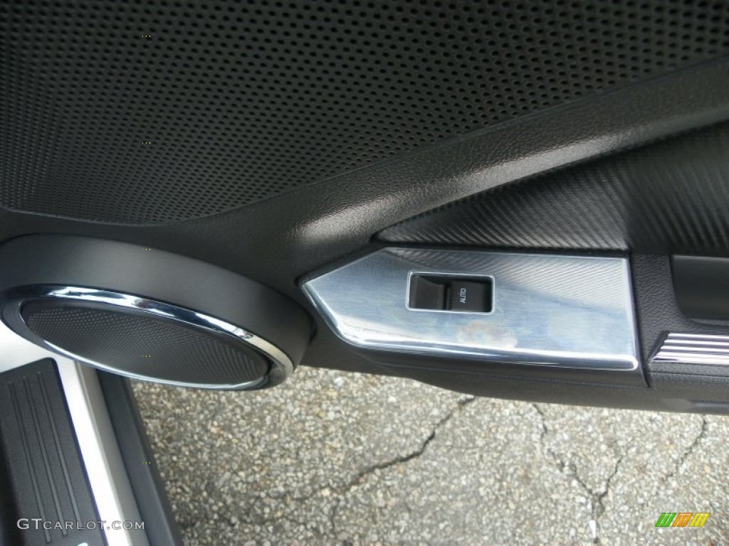 2011 Mustang GT/CS California Special Convertible - Ingot Silver Metallic / CS Charcoal Black/Carbon photo #26