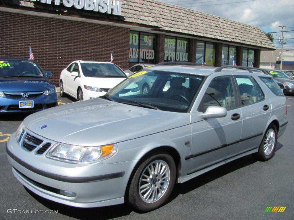 2005 9-5 Arc Sport Wagon - Parchment Silver Metallic / Granite Gray photo #1