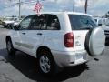 Super White - RAV4  Photo No. 15