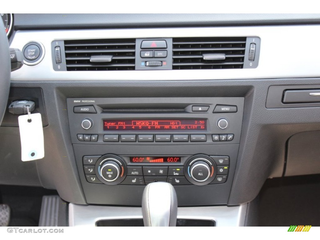 2011 BMW 3 Series 328i Sports Wagon Audio System Photo #53588130