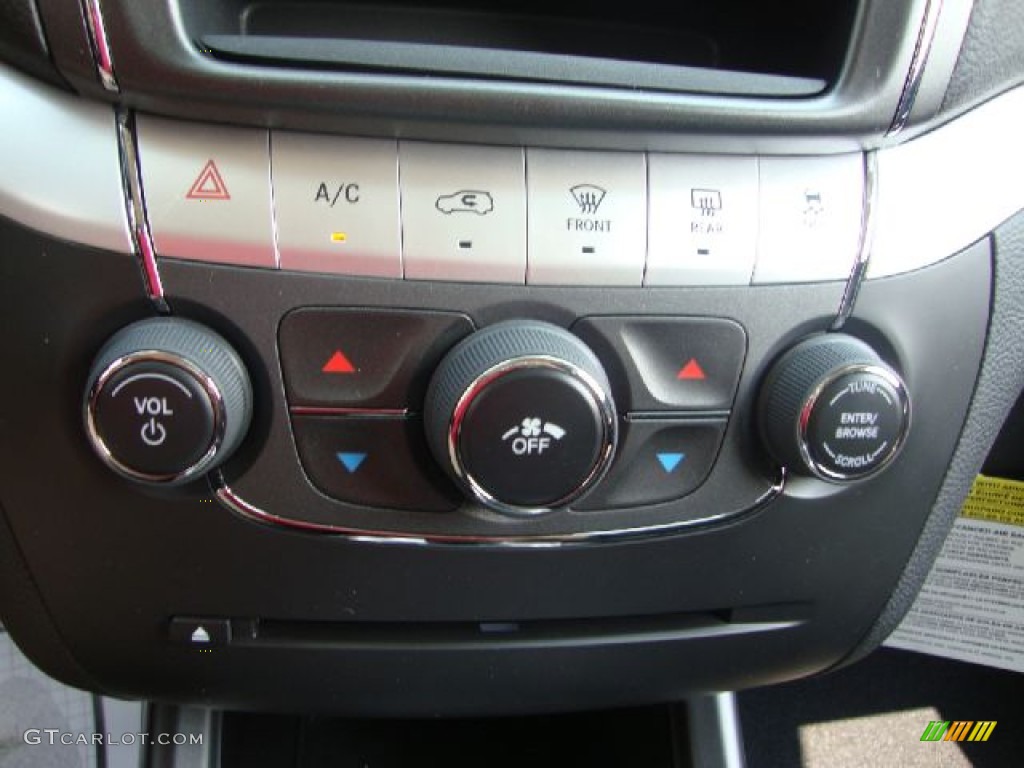 2012 Dodge Journey SXT Controls Photo #53591327