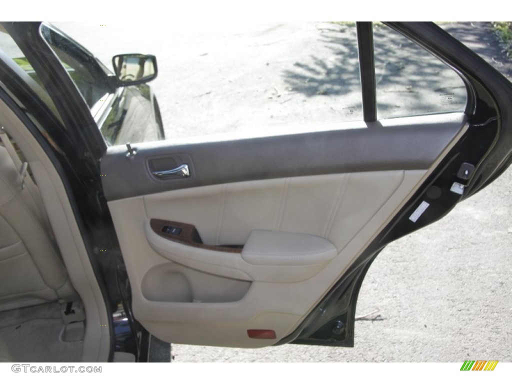 2007 Accord EX Sedan - Nighthawk Black Pearl / Ivory photo #22