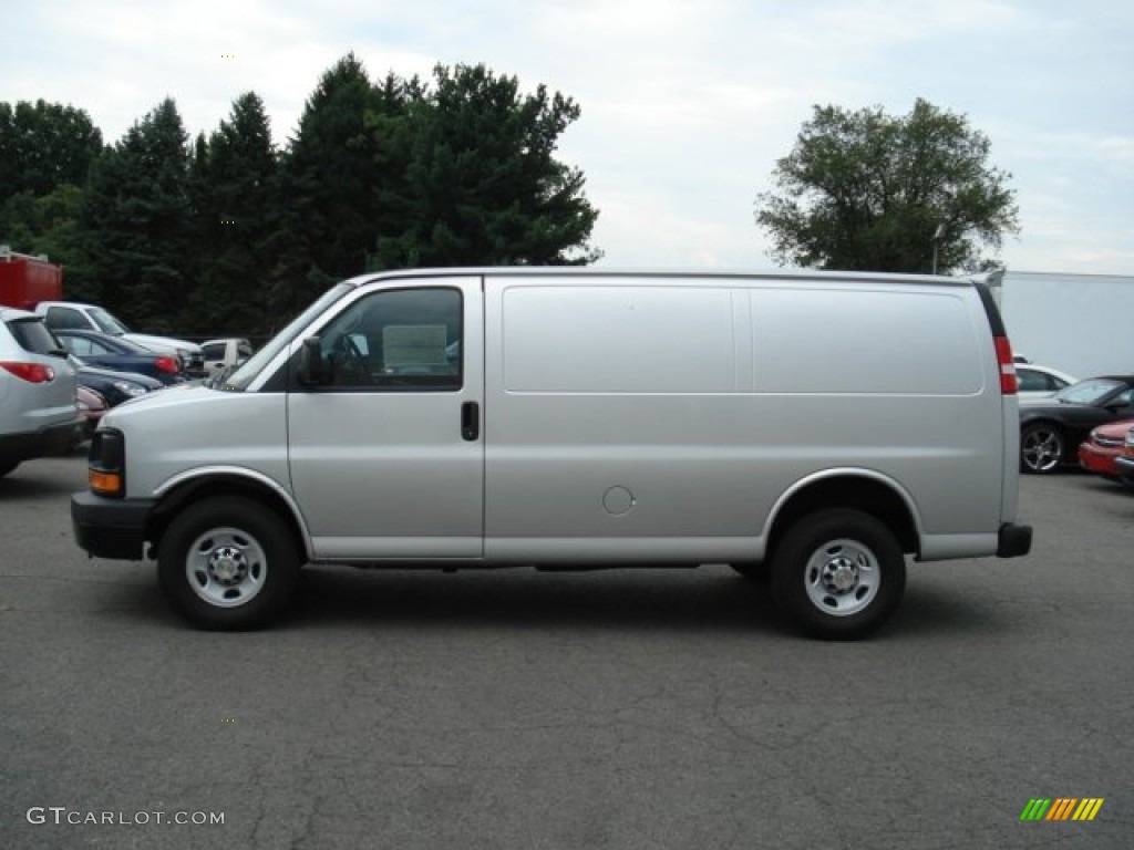 Sheer Silver Metallic 2011 Chevrolet Express 2500 Work Van Exterior Photo #53594170