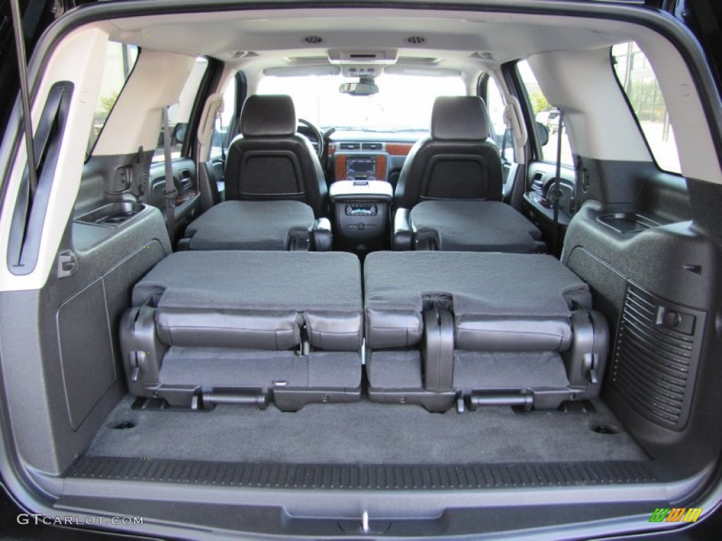 2008 Chevrolet Tahoe LTZ 4x4 Trunk Photo #53596645