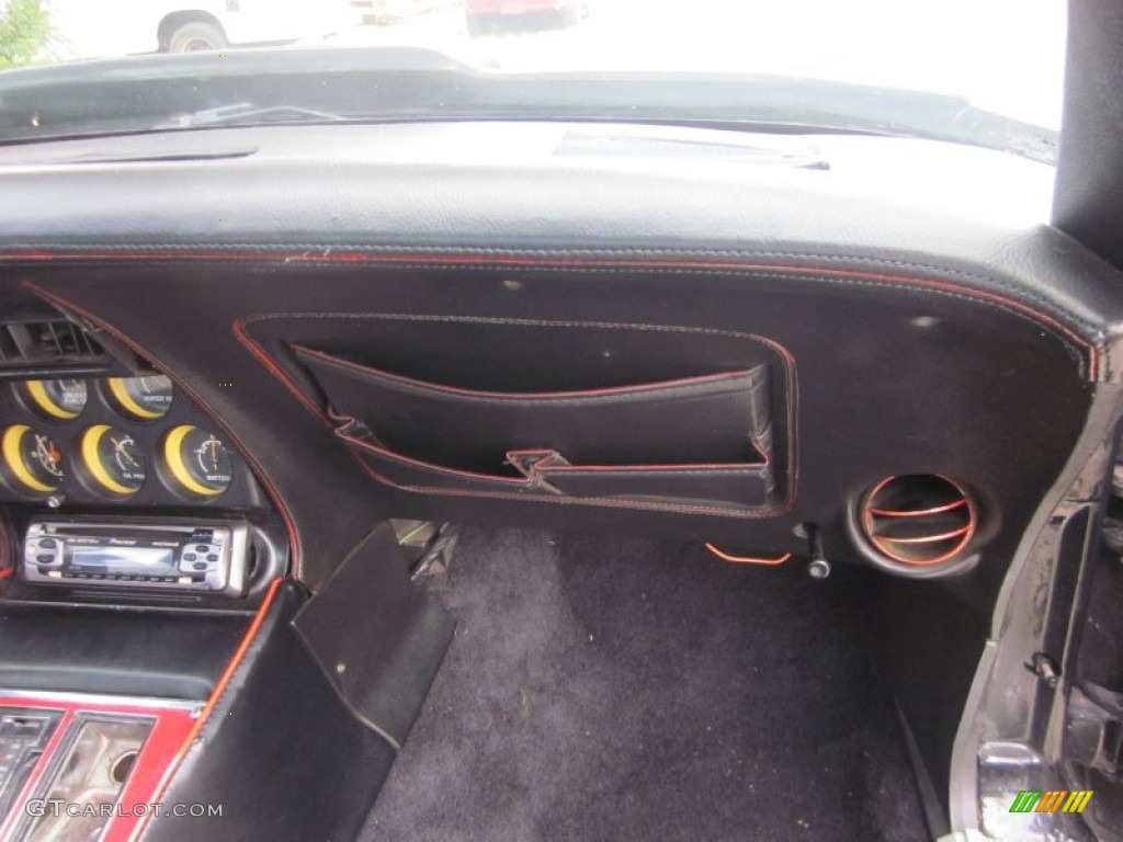 1976 Corvette Stingray Coupe - Bright Blue Metallic / Black photo #28