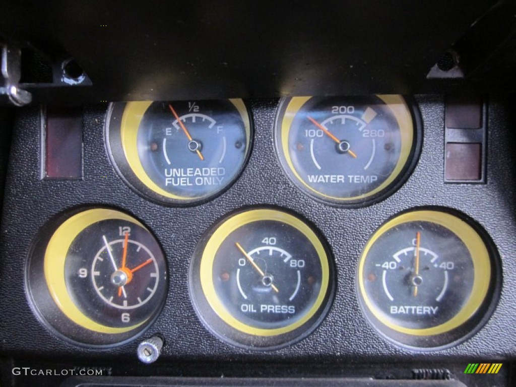 1976 Chevrolet Corvette Stingray Coupe Gauges Photos